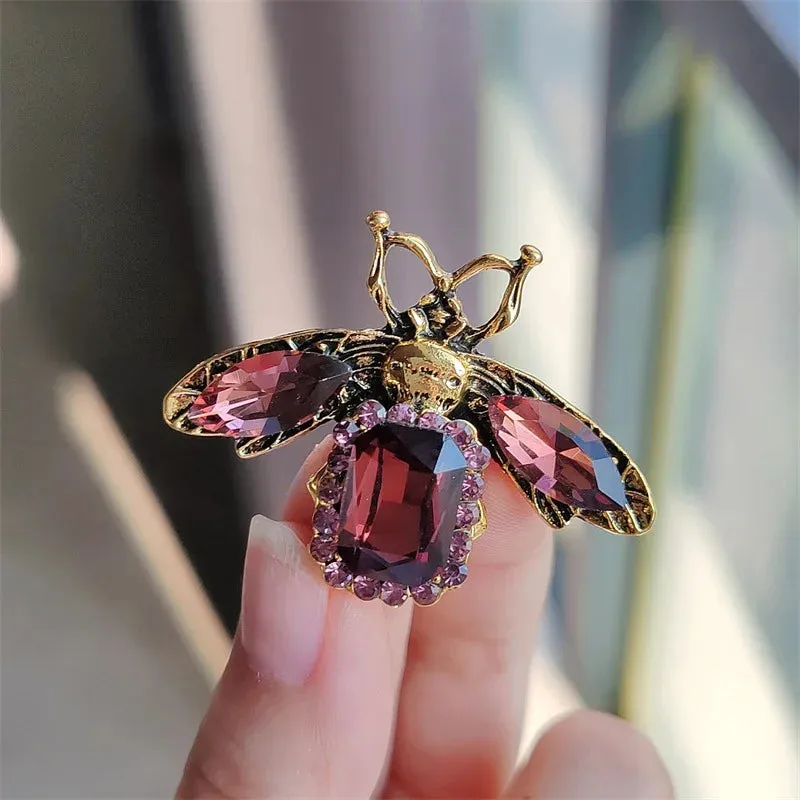 Bakir Rhinestone Brooch Pin