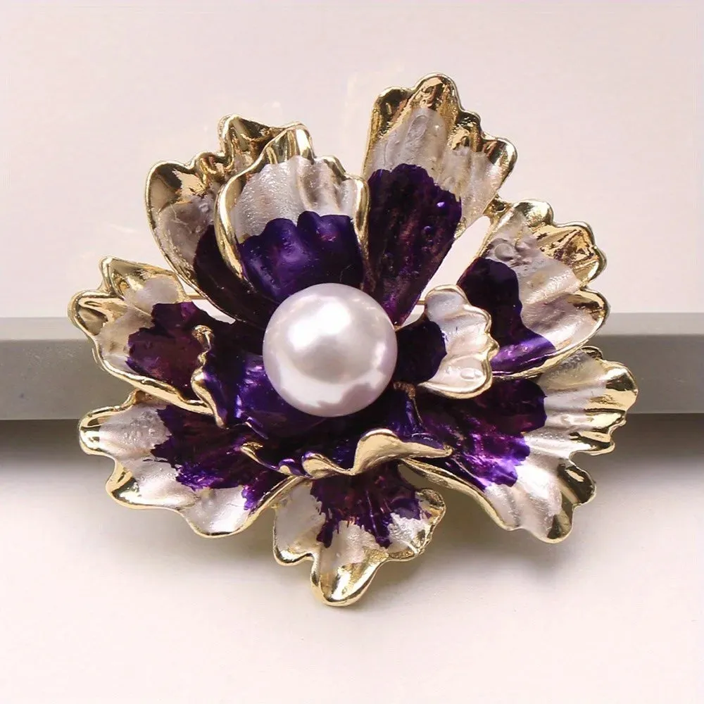 Beril Leather Brooch Pin