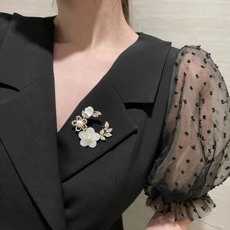 Beril Leather Brooch Pin