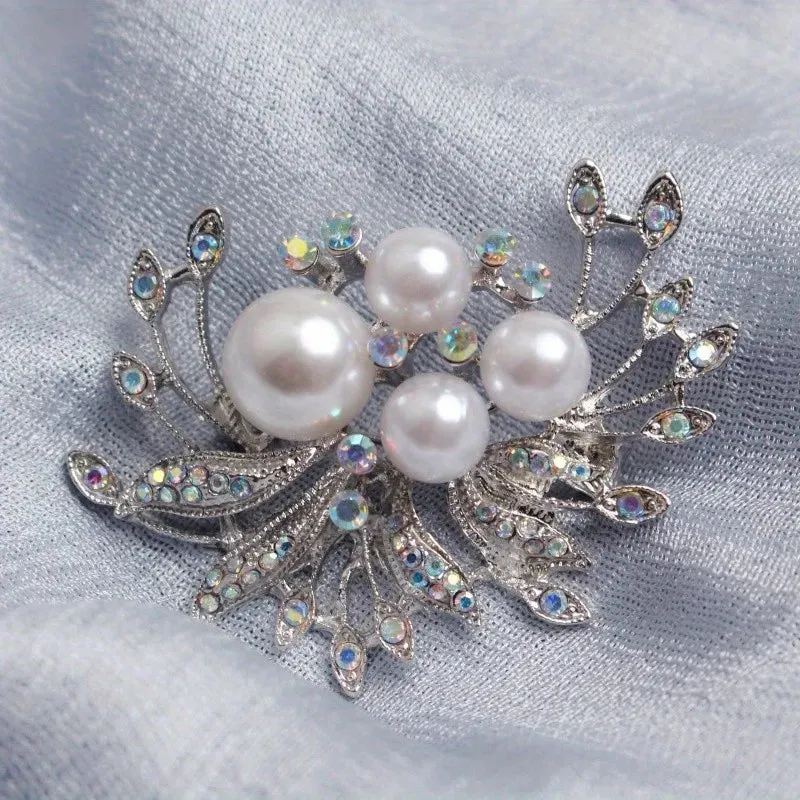 Beril Leather Brooch Pin