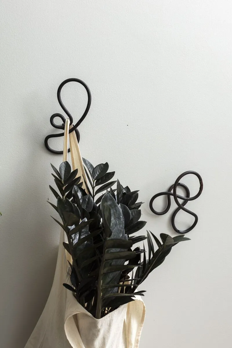 Black Squiggle Wall Hook