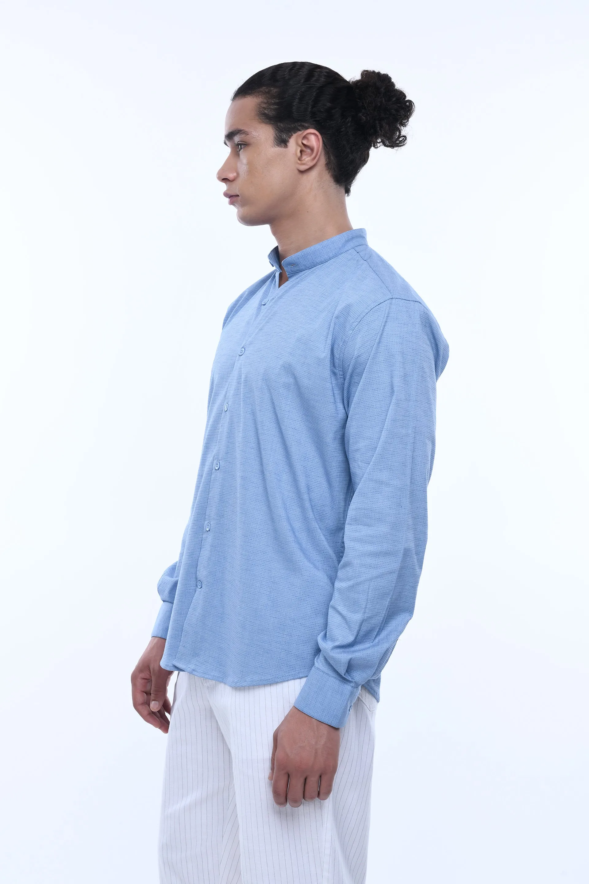 EASY IRON TEXTURED MANDARIN SHIRT IN BLUE