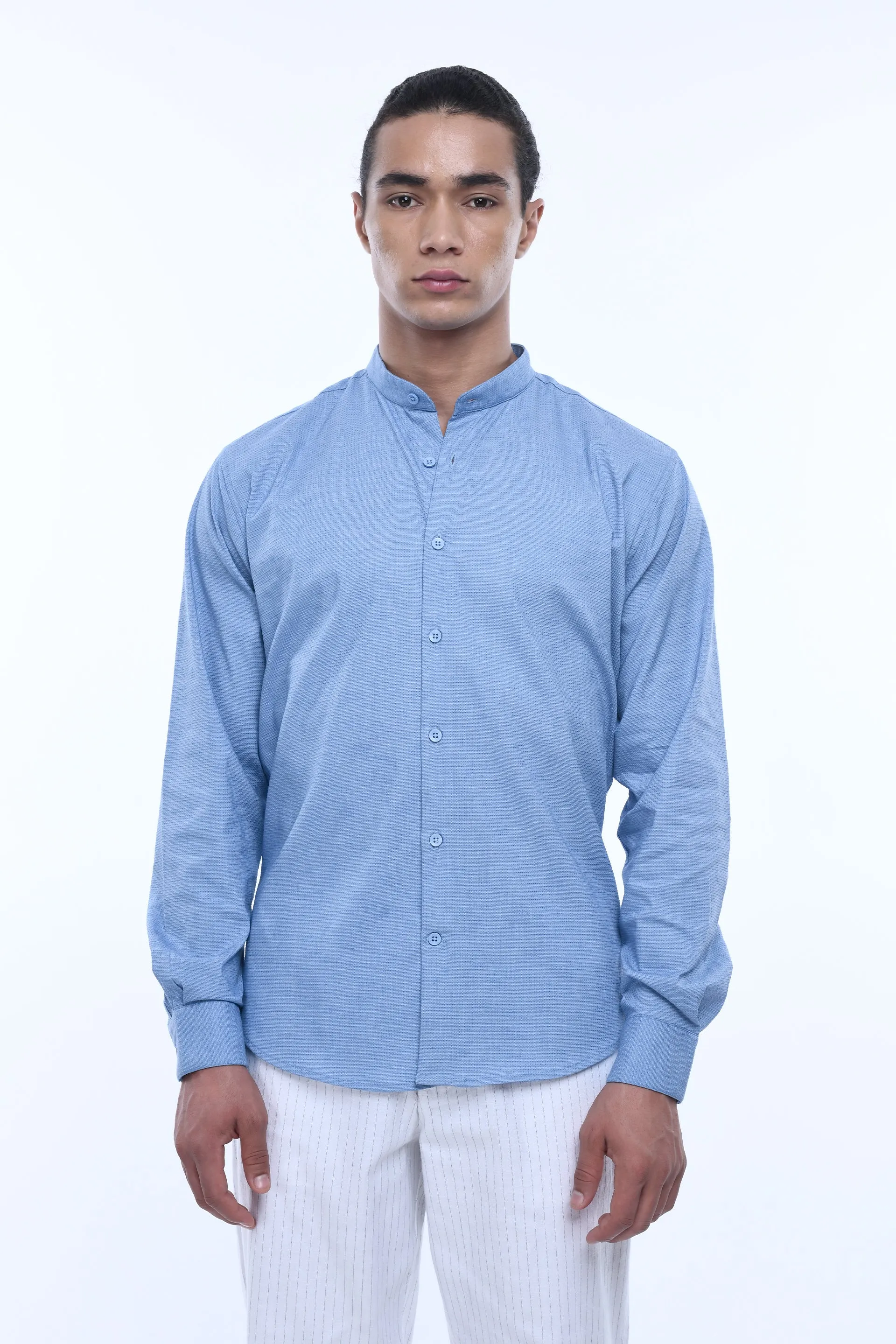 EASY IRON TEXTURED MANDARIN SHIRT IN BLUE
