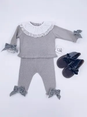 MI LOVES  SIGNATURE LUXURIOUS Knitted suit with velvet bows in Grey .