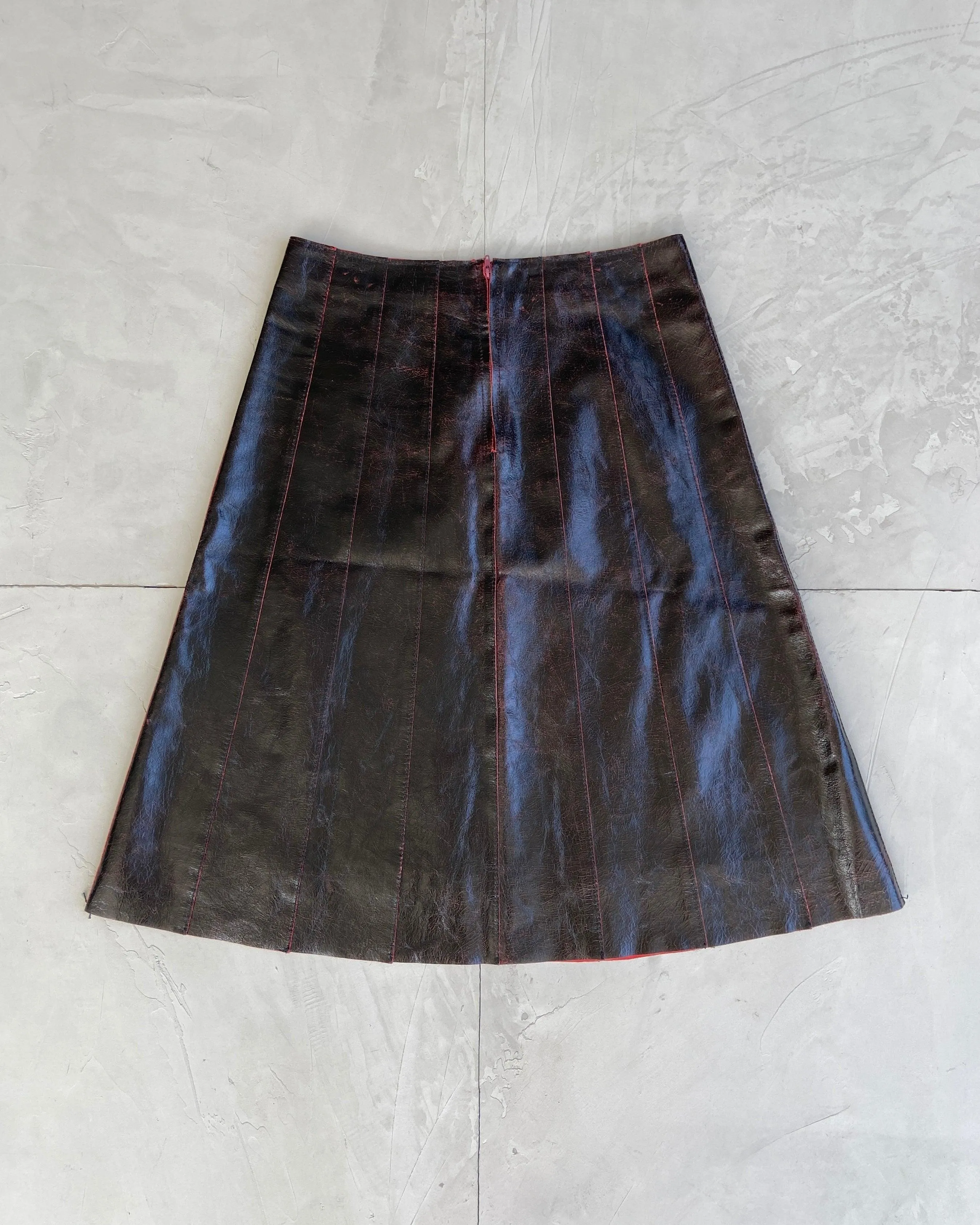 MUXART CRACKED LEATHER SKIRT - EU 42 / UK 14