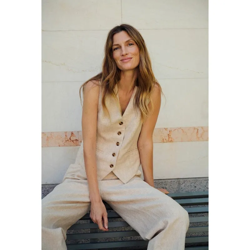 Nadhia Waistcoat in French Oak Melange