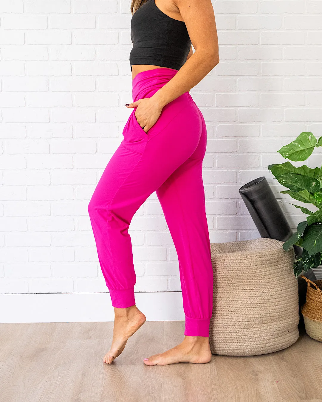 NEW! Yoga Joggers - Sonic Pink